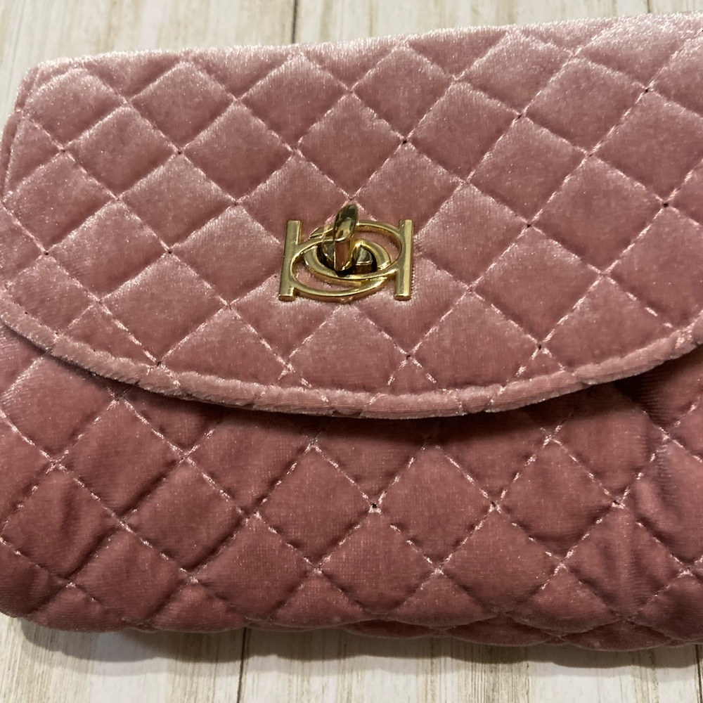 Bebe• Danielle Fanny Pack - Picture 2 of 6